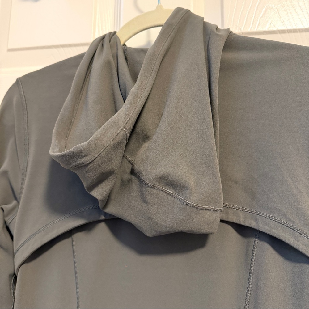 Lululemon Hooded Define Jacket - Picture 3 of 9